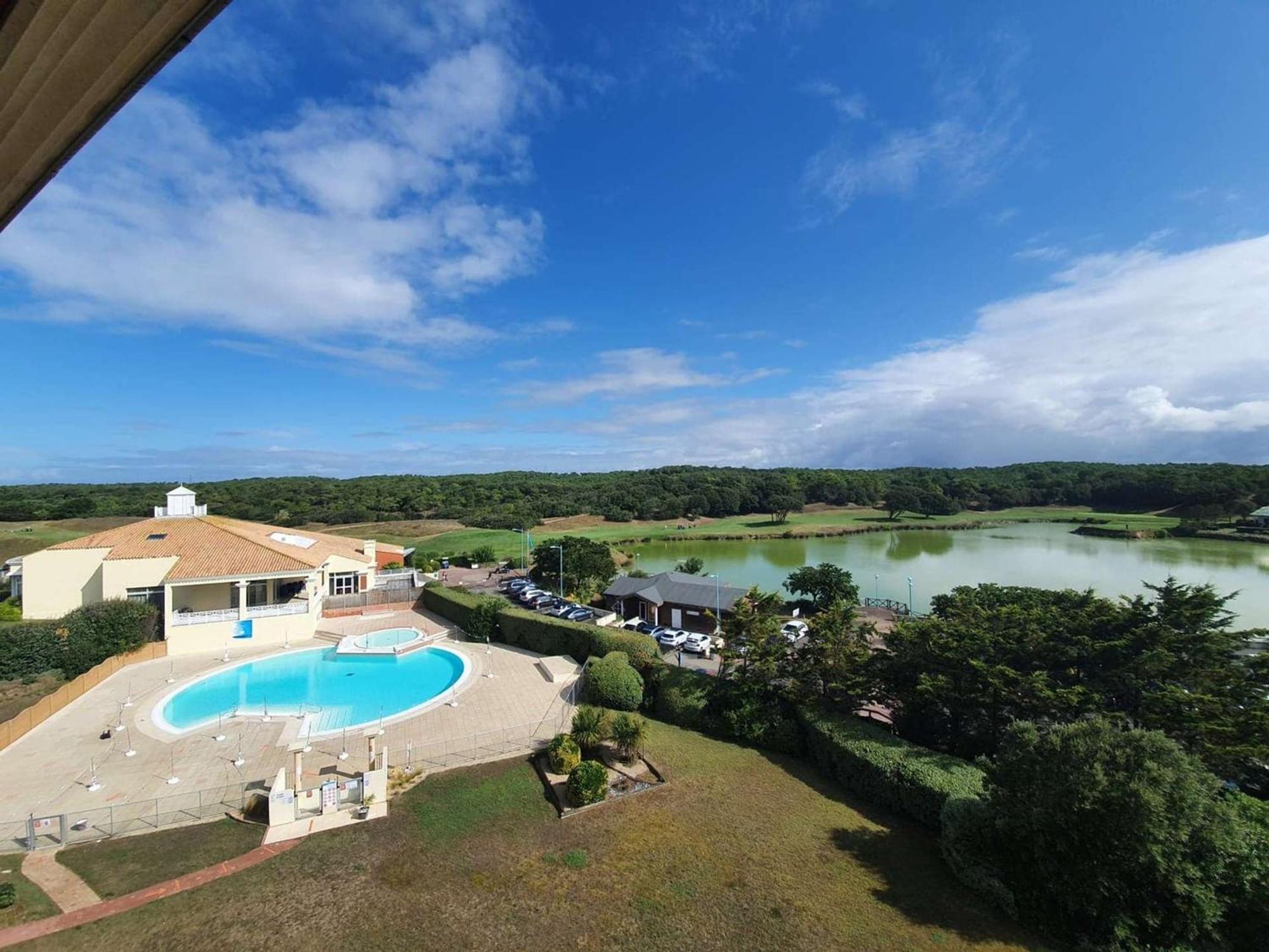 Appartement 2 Pieces/Cabine, Piscine, Parking, Bord De Mer - Saint Jean De Monts - Fr-1-224C-81 Bagian luar foto
